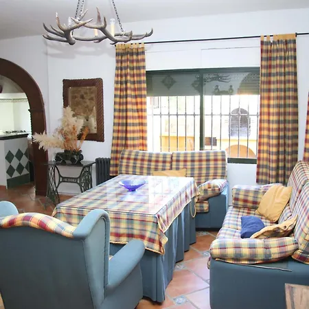 Arroyo De Alamos Holiday home *